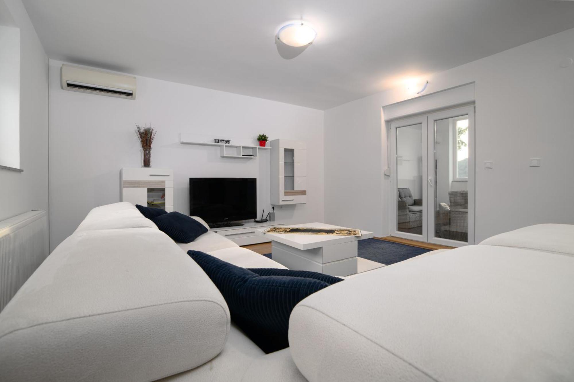 Carobni Pogled Zagreb Villa Екстериор снимка
